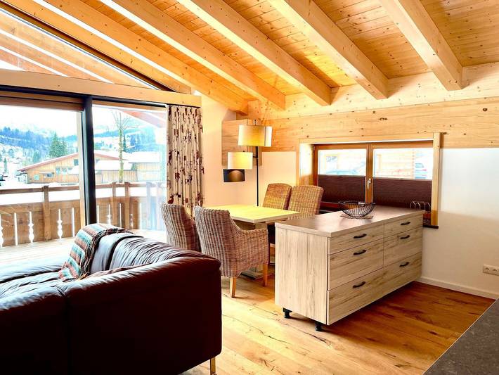Ferienwohnung für 4 Personen, mit Balkon und Balkon/Terrasse sowie Garten und Ausblick in Obermaiselstein - 2