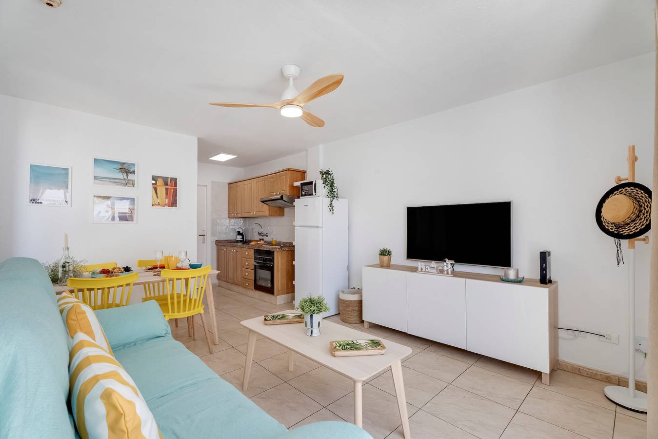 Apartamento entero, Apartamento de vacaciones 'Sun and River Condo' con piscina compartida, terraza privada y Wi-Fi in Playa de las Américas, Arona 