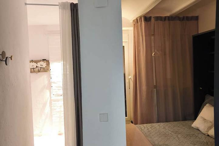 Ganze Wohnung, Die Pause.  Zentral, Nähe des Rathausplatzes. in Arrancapins, Valencia