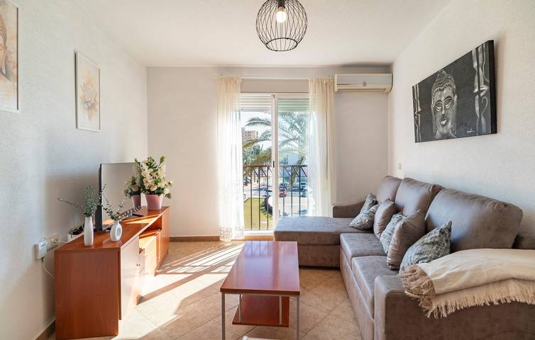 Appartamento intero, Accogliente appartamento vicino al centro città con WiFi e AC in Las Marinas Roquetas, Roquetas de Mar