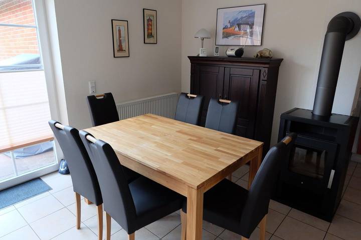 Ferienhaus für 6 Personen, mit Terrasse und Garten sowie Sauna in Norden - 4