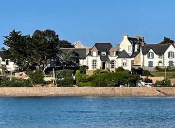 Gîte pour 9 personnes dans Port De Ploumanac H Perros Guirec