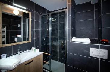 Chalet for 8 People in Mont-de-Lans, Écrins National Park, Photo 4