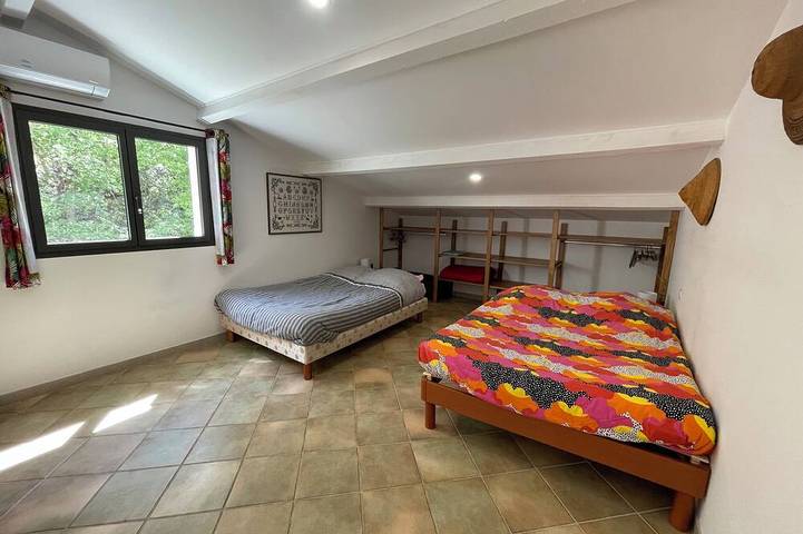 Gîte pour 4 personnes, avec terrasse et jardin à Piolenc - 3