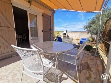 Gîte pour 2 personnes, avec jardin dans l' Hérault