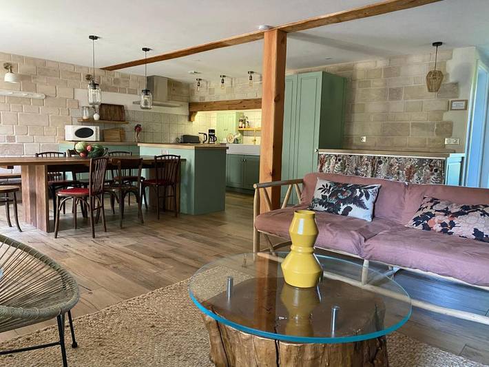 Location de vacances pour 8 personnes, avec jardin et vue, animaux acceptés dans Mont Mézenc - 2