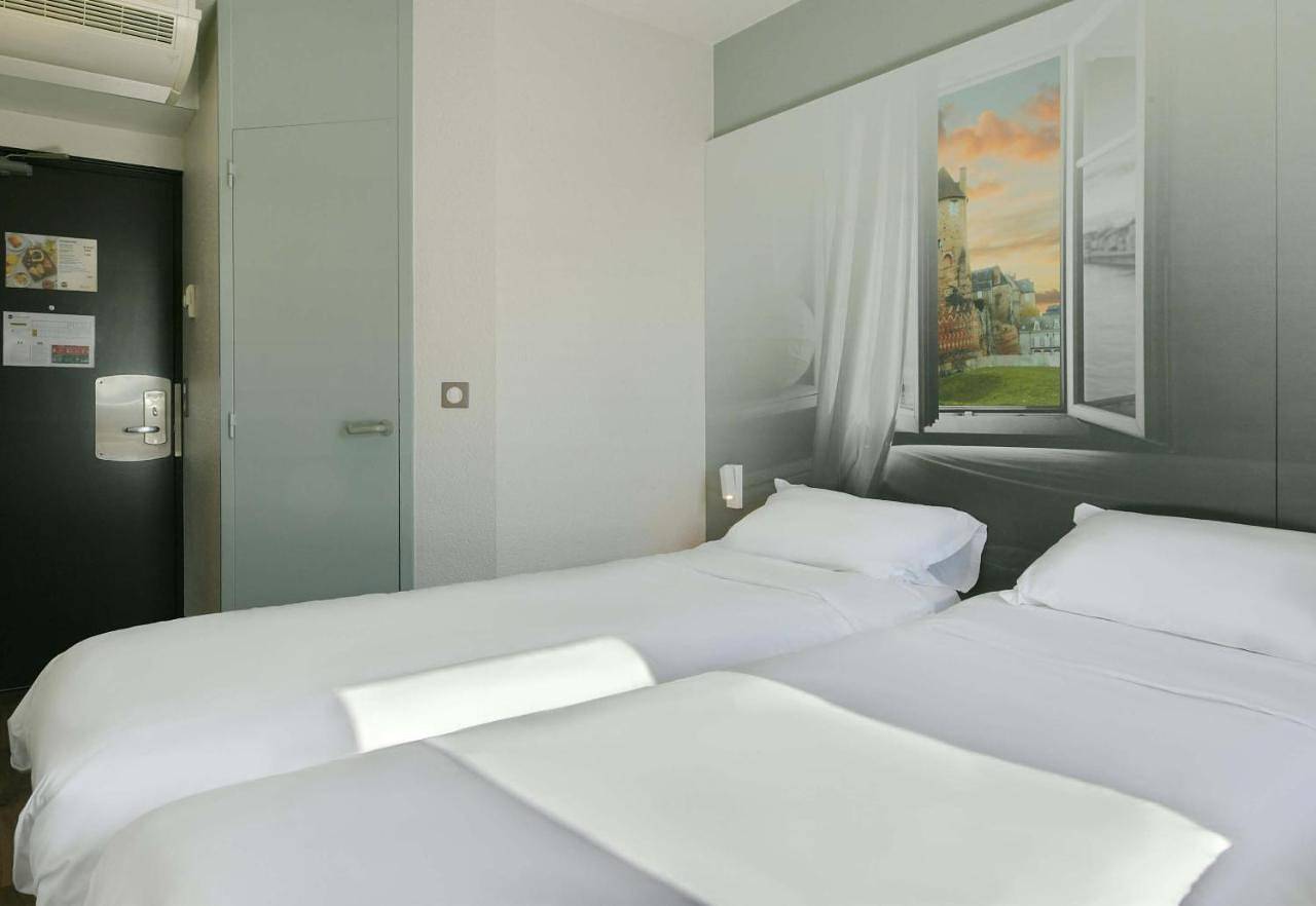 B&B Hotel Le Mans Nord 1 in Saint-Saturnin, Sarthe