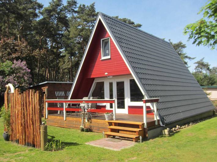 Ferienhaus für 5 Personen, mit Terrasse und Garten in Freest
