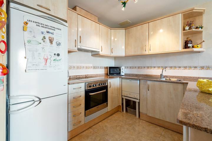 Entire apartment, Apartment 'Cap Roig, Appartement Duplex' with Shared Pool, Private Terrace and Balcony in l'Ampolla, Costa Dorada