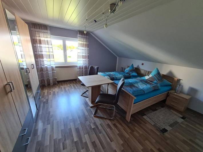 Ferienwohnung für 5 Personen, mit Balkon und Ausblick - 1