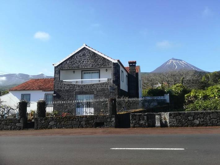 Maison d’hôte pour 3 personnes, avec vue et jardin ainsi que vue sur le lac et balcon dans Açores