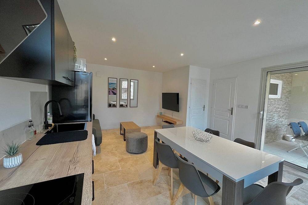 Quiet house, garage, terrace, near basilica in Saint-Maximin-la-Sainte-Baume, Brignoles region