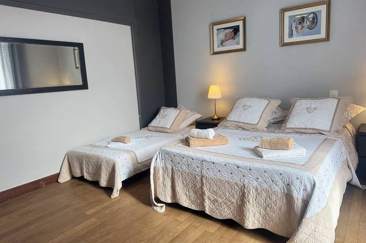 Magnificent 8-person house with swimming pool in Peyriac-Minervois, Carcassonne und Umgebung