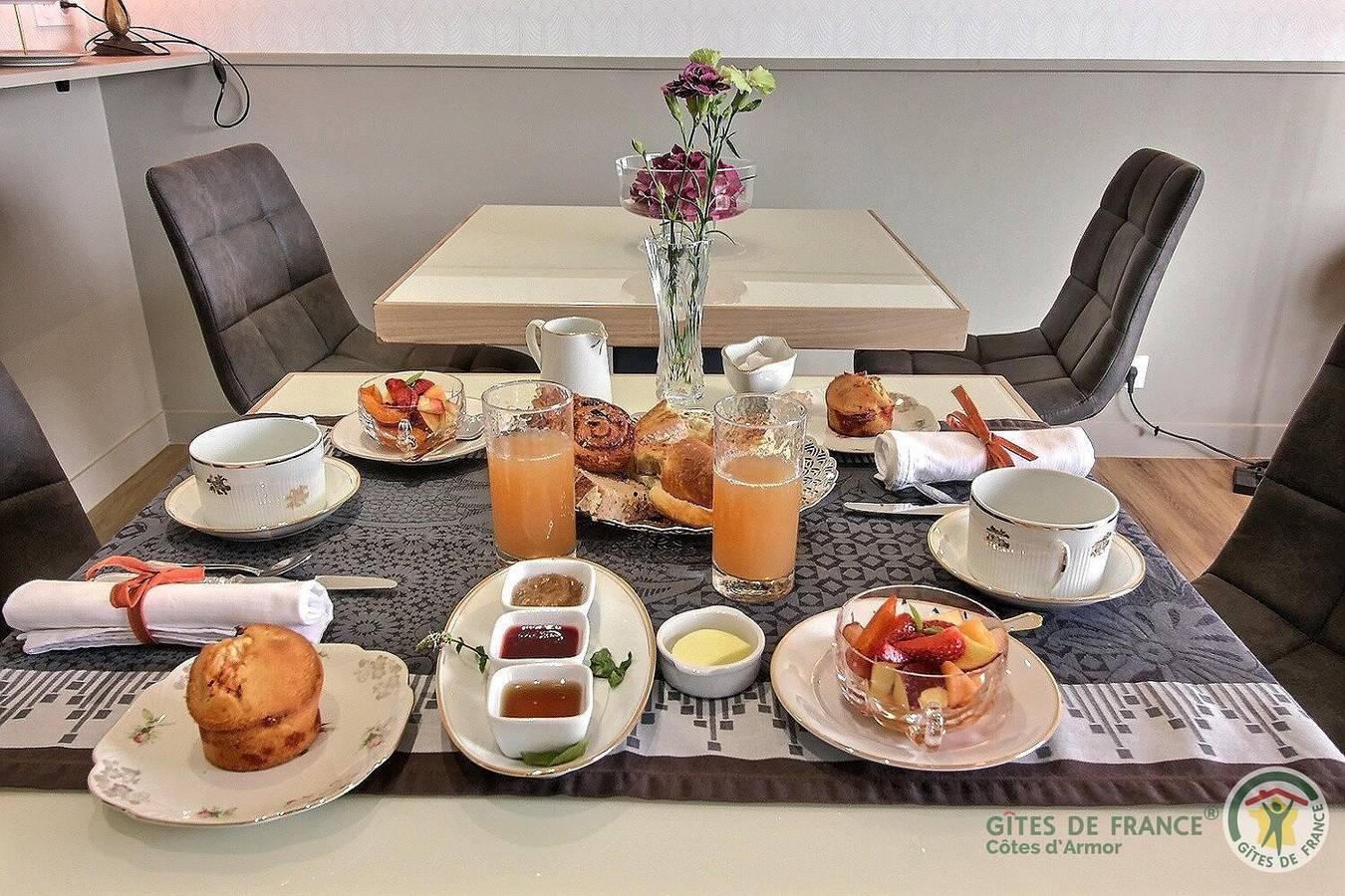 Fréhel in Léhon, Dinan