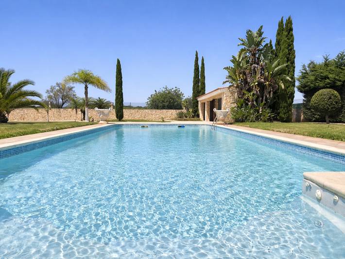 Villa für 10 Personen, mit Garten und Balkon