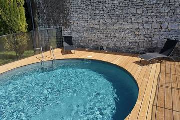 Location de vacances pour 4 personnes, avec jardin et terrasse à Bournand