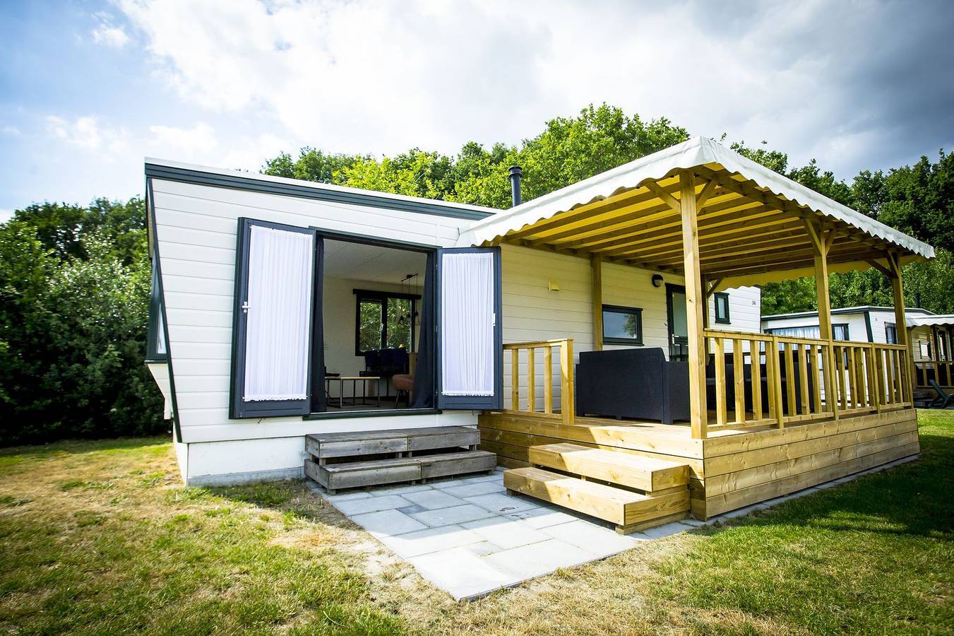 Recreatiepark Duinhoeve — Veranda Chalet | 6 Personen in Nordbrabant