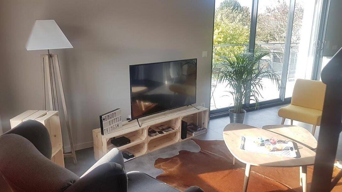 Appartement entier, Le Loft de Genas centre Bourg in Genas, Lyon et ses environs