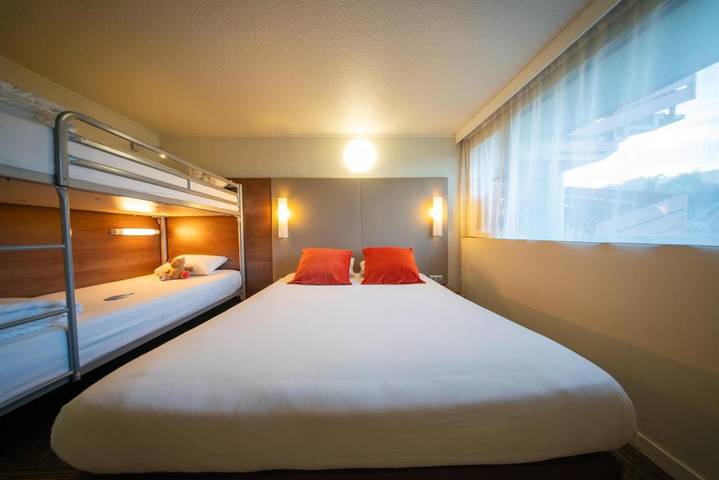 Hôtel pour 3 personnes, avec terrasse, animaux acceptés à Boulazac - 2