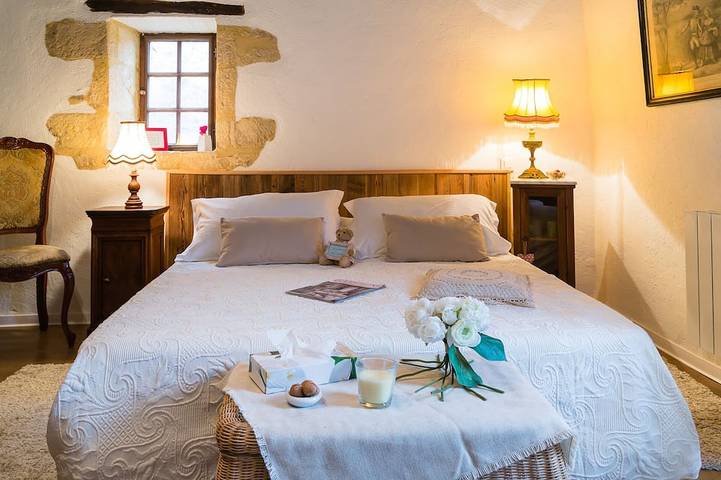 Location de vacances pour 3 personnes, avec jacuzzi ainsi que terrasse et jardin à Beynac-et-Cazenac - 3