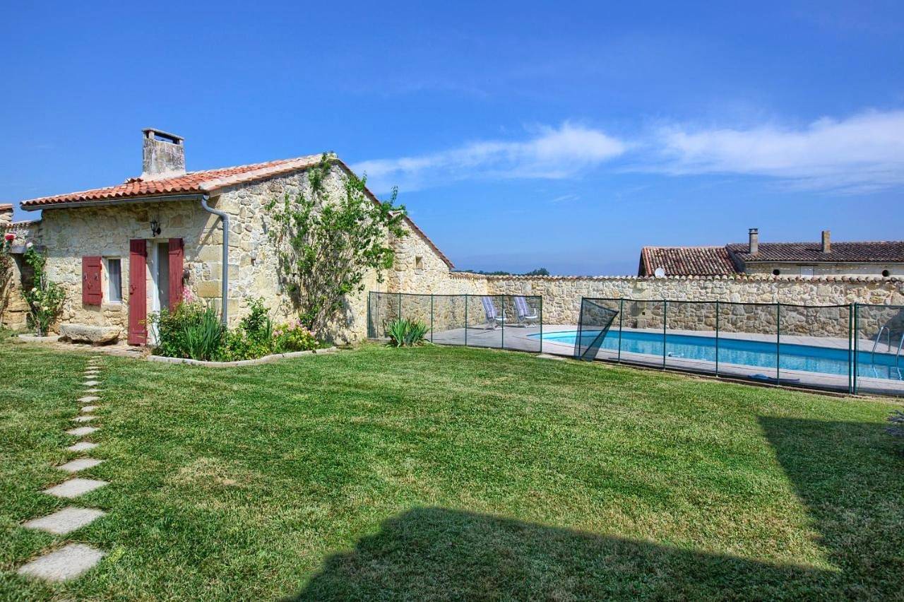 Chambres d'hôtes Noailles in Puisseguin, Région de Libourne