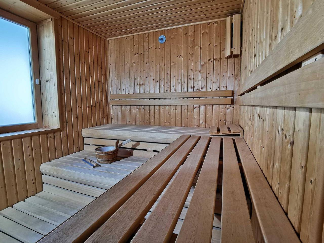 Ostseelandsitz Mira Belle Fewo 1 mit Indoor Pool und Sauna in Kühlungsborn, Mecklenburgische Ostseeküste