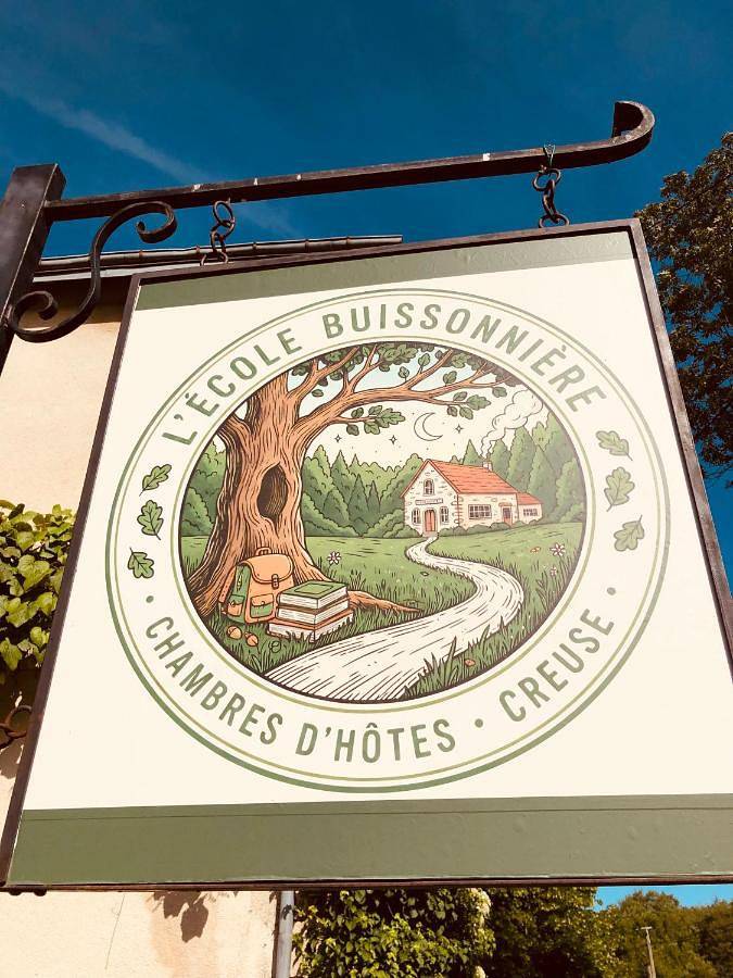 Location de vacances pour 4 personnes, avec Jardin et Vue à La Celle-Dunoise - 4