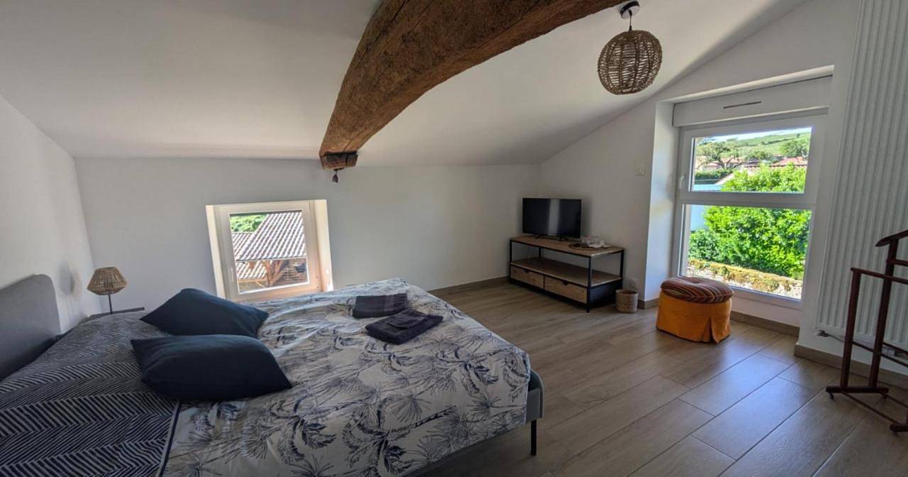 Chez Pauline - Chambres d'hôtes Bourguignonnes in Prissé, Région de Mâcon