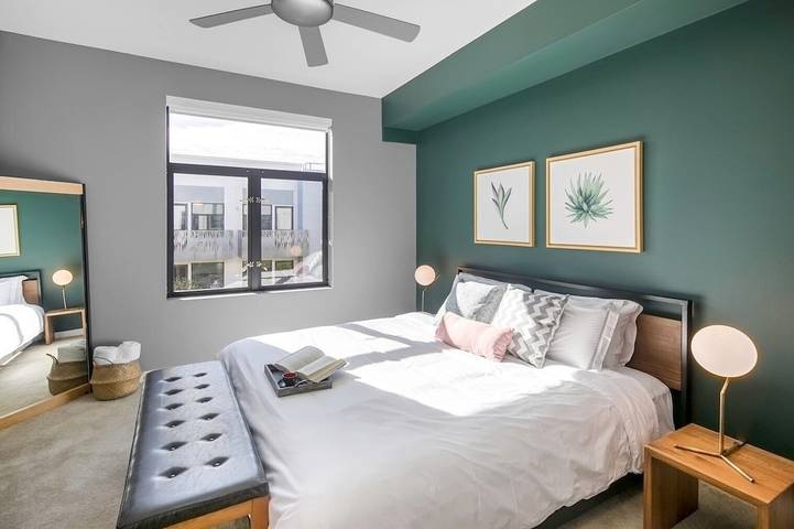 Apartment for 2 people, with balcony and garden, with pets in San Francisco
