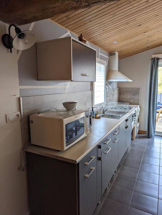 Location de vacances pour 4 personnes, avec terrasse à La Chaize-Giraud - 4