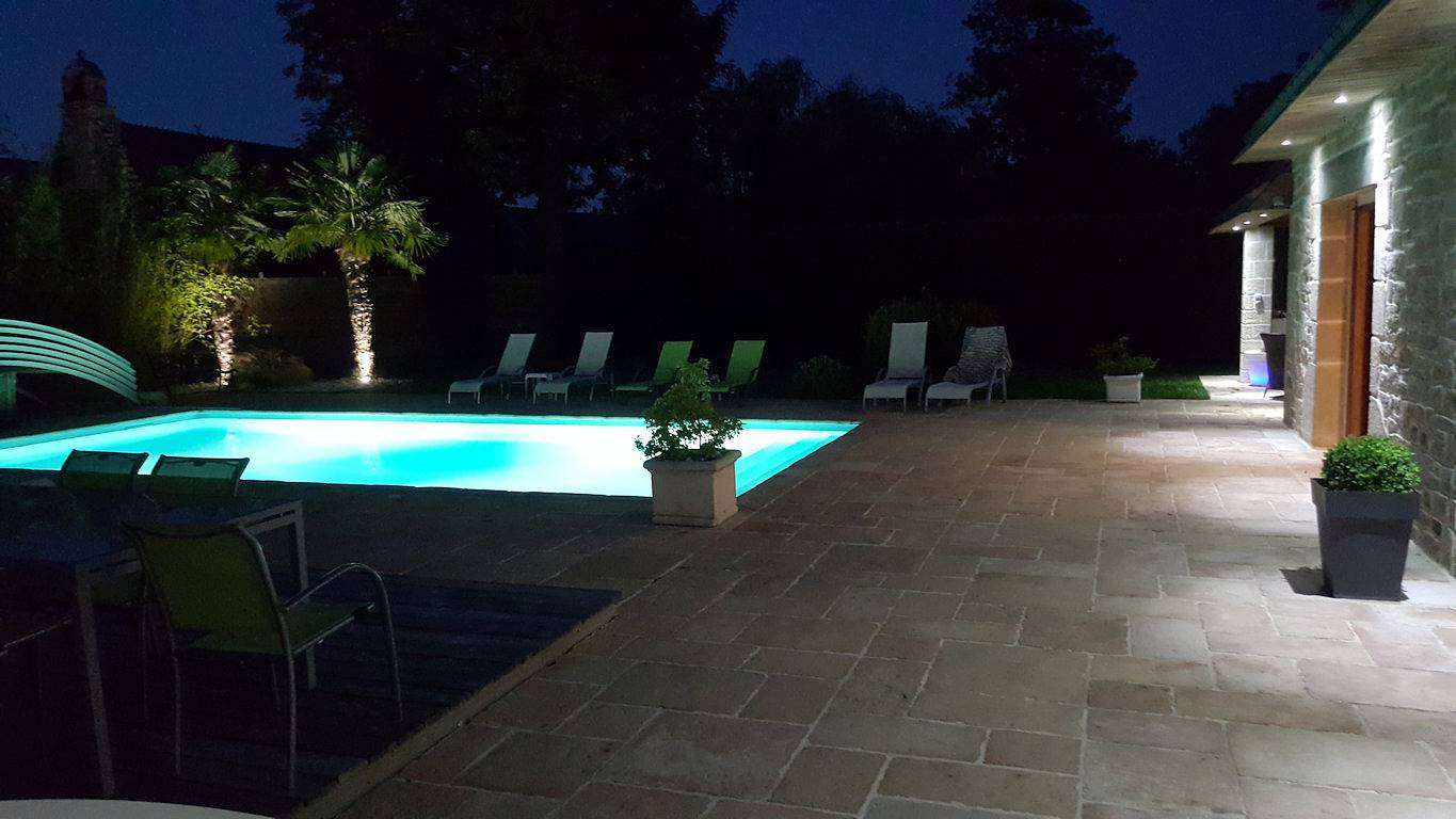 Villa avec Piscine couverte et chauffée d avril à fin septembre in Golf Saint-Laurent, Ploemel