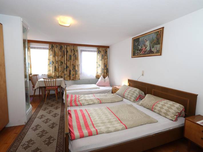 Ganze Wohnung, Gemütliche Ferienwohnung mit herrlicher Aussicht in Bruck am Ziller, Kaisergebirge
