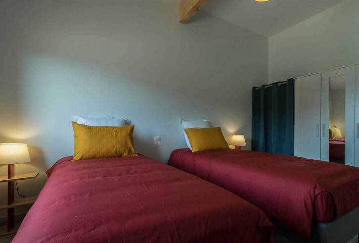 Gîte pour 4 personnes, avec jardin ainsi que terrasse et piscine à Merville - 3