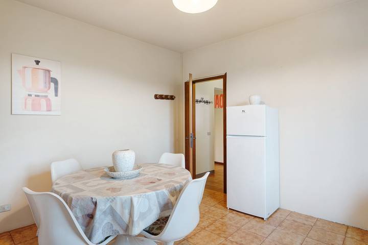 Holiday Home 'Alloro Case Vacanza' with Mountain View and Wi-Fi in Capannori, Lucca Province