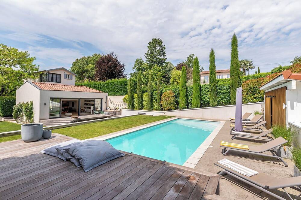 La Radieuse - Maison lumineuse avec piscine in Saint-Didier-au-Mont-d'Or, Lyon et ses environs