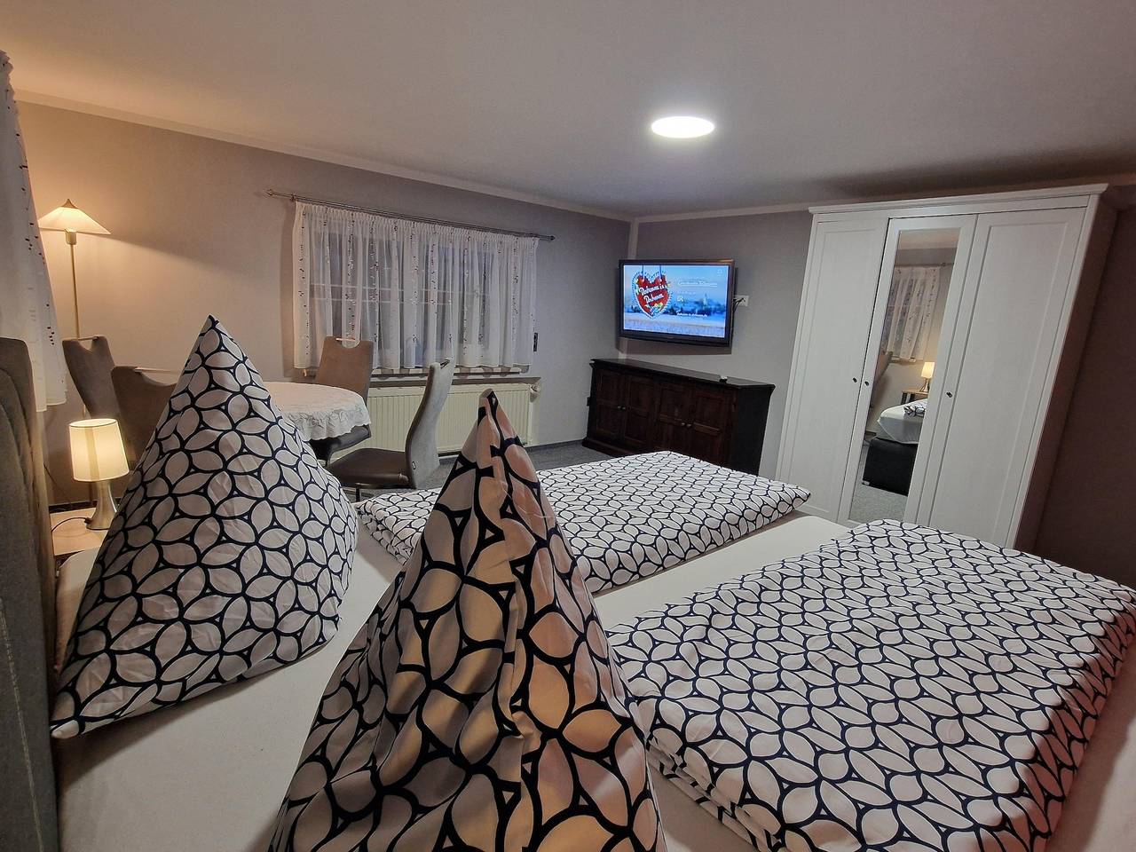 Ganze Ferienwohnung, Doppelzimmer, Bad, Wc in Olbernhau, Erzgebirge