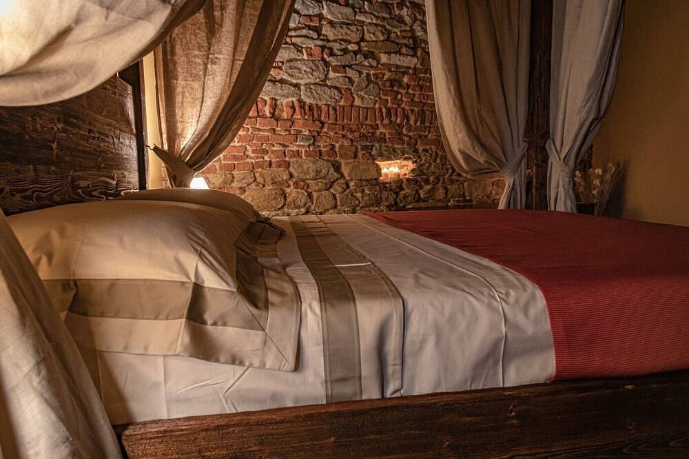 Ganze Wohnung, Apt. La Torre - Mittelalterliches Apartmentresort \"Manor of Brunelleschi\" in Vicopisano, Pisa Provinz