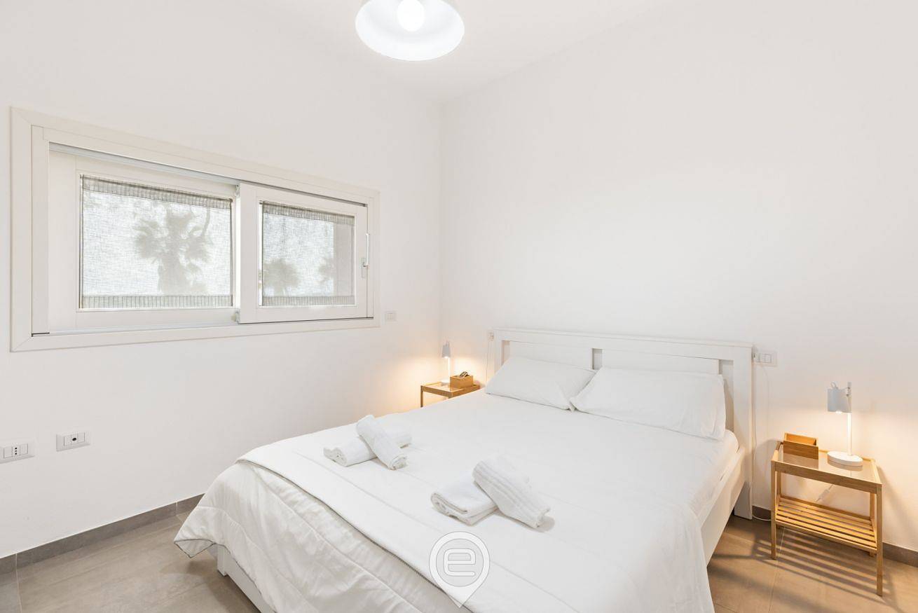 Entire apartment, Vista Azzurra Apartment – Cozy three-room home in Torregrande, Oristano