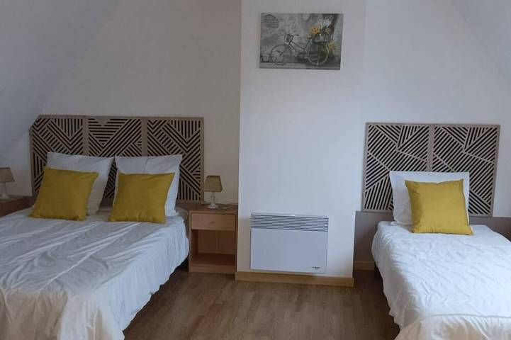 Location de vacances pour 6 personnes, avec jardin à Bec-de-Mortagne - 2