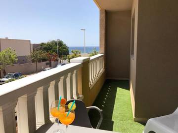 Gîte pour 4 personnes, avec piscine ainsi que balcon et vue dans Los Martínez