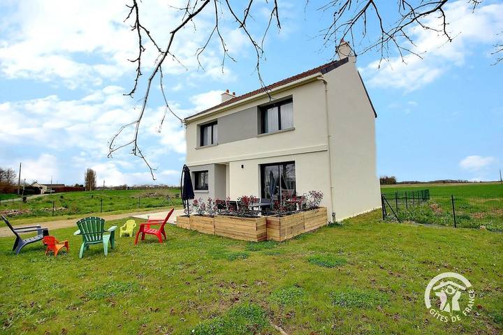 Gîte pour 6 personnes, avec Terrasse ainsi que Jardin et Vue à Pordic