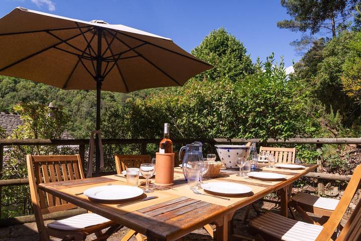Gîte pour 8 personnes, avec jardin