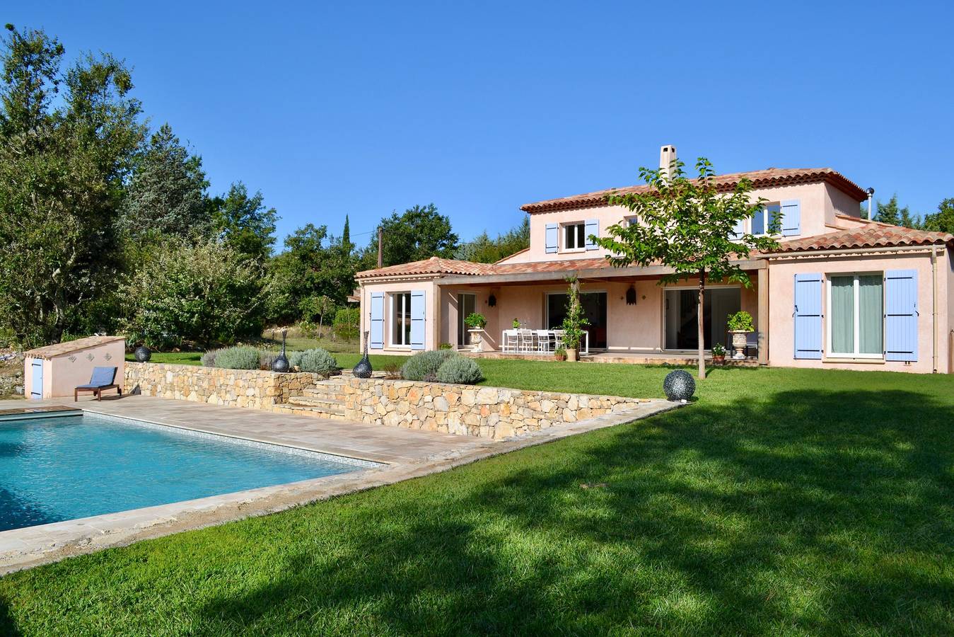 Maison Mennoise with Pool in Tourrettes, Draguignan region