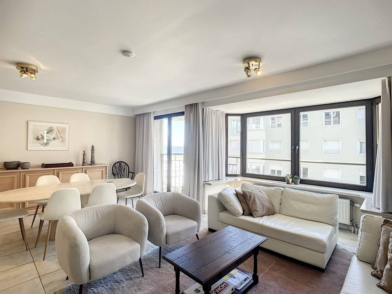 Entire apartment, Apartment near Albert Beach with Terrace in Duinbergen, Knokke-Heist