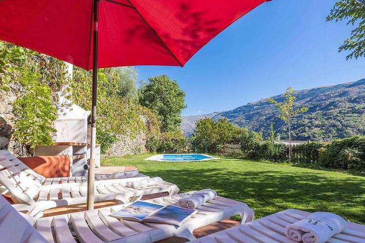 Villa für 12 Personen, mit Terrasse und Garten - 1