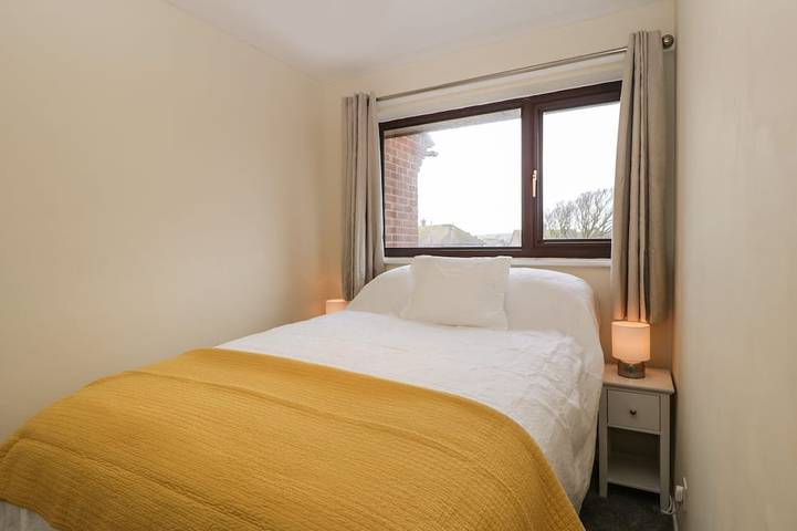 Wren Cottage, pet friendly, country holiday cottage in Weymouth in Weymouth, Dorset