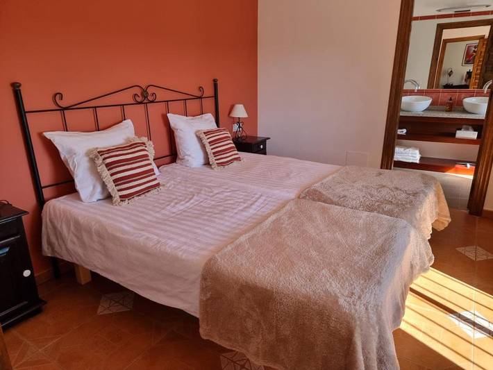 Gîte pour 2 personnes, avec piscine ainsi que jardin et vue à Albox - 3