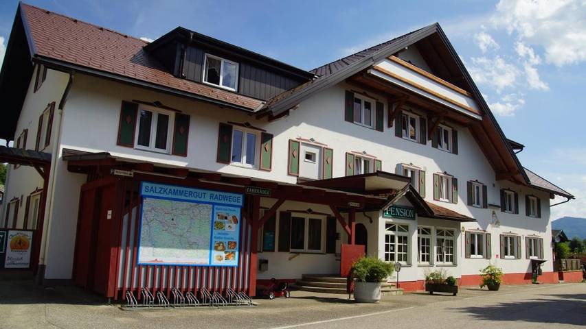 Ferienwohnung für 4 Personen, mit Terrasse und Garten in Straß im Attergau