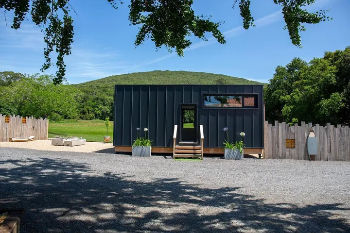 Chalet para 2 personas, con vistas además de jardín y piscina, Se admiten mascotas - 1