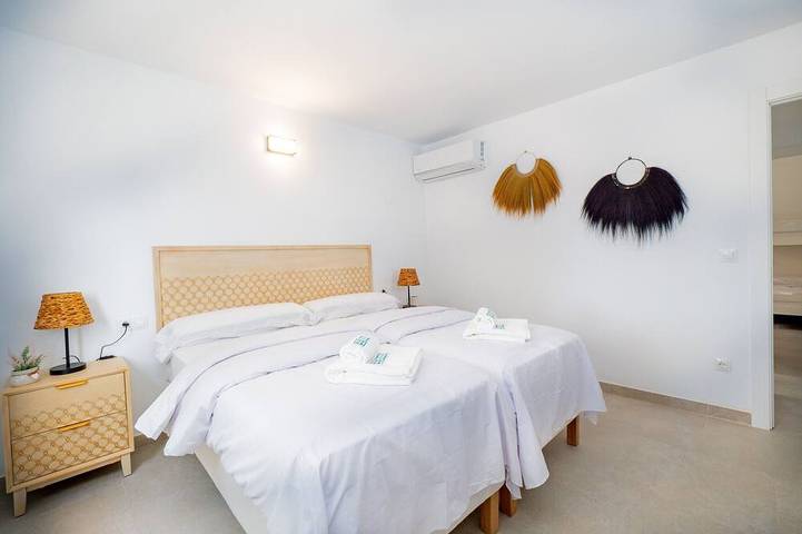 Hütte für 8 Personen, mit Terrasse und Garten in Malaga - 4